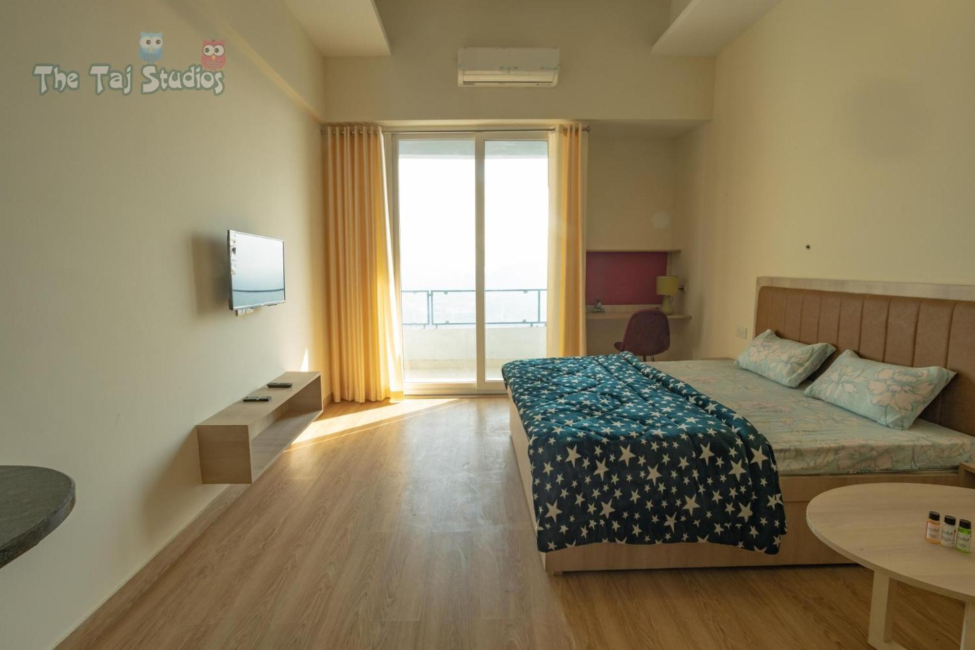 Gaur City Centre Ghaziabad Exterior foto